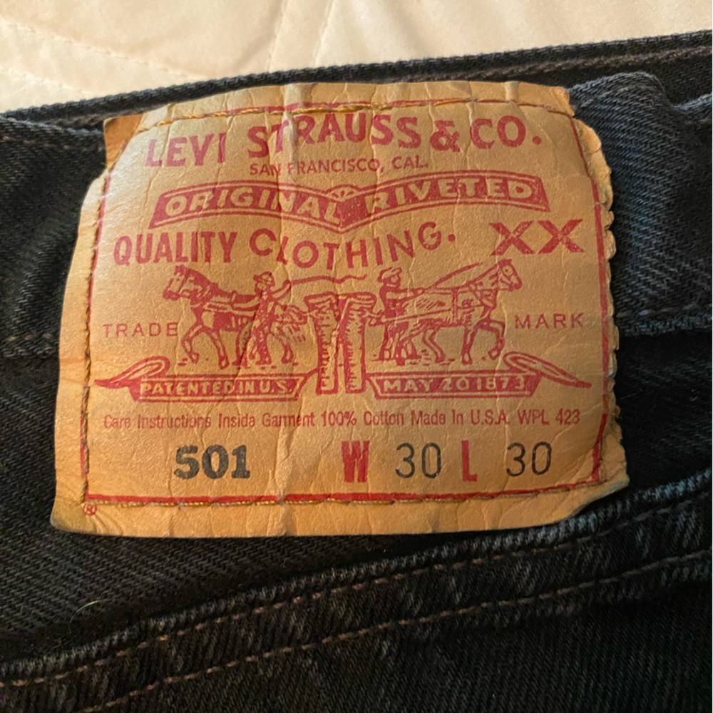 Levi's Black Straight Jeans Iconic Style